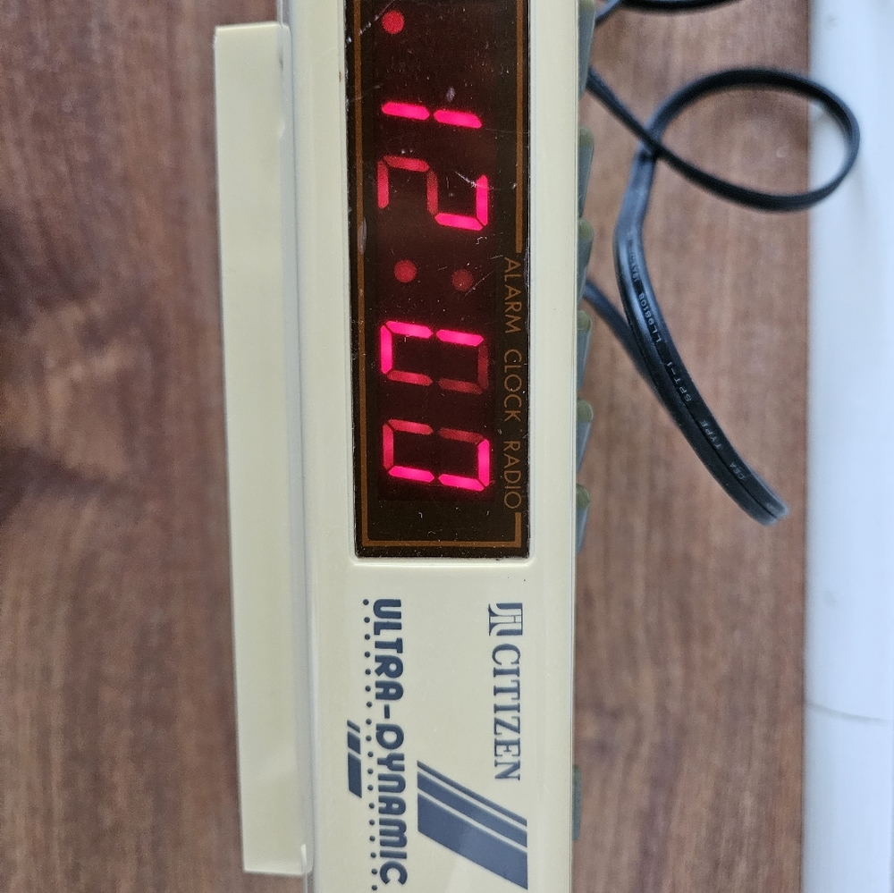 Citizen alarm clock